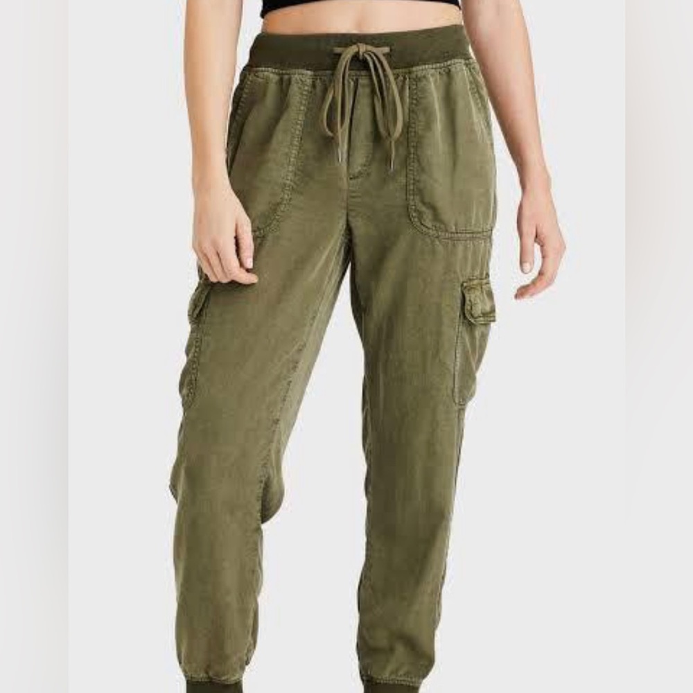 - Linen and cotton joggers, Aerie, size 2 regular, distressed look. New!